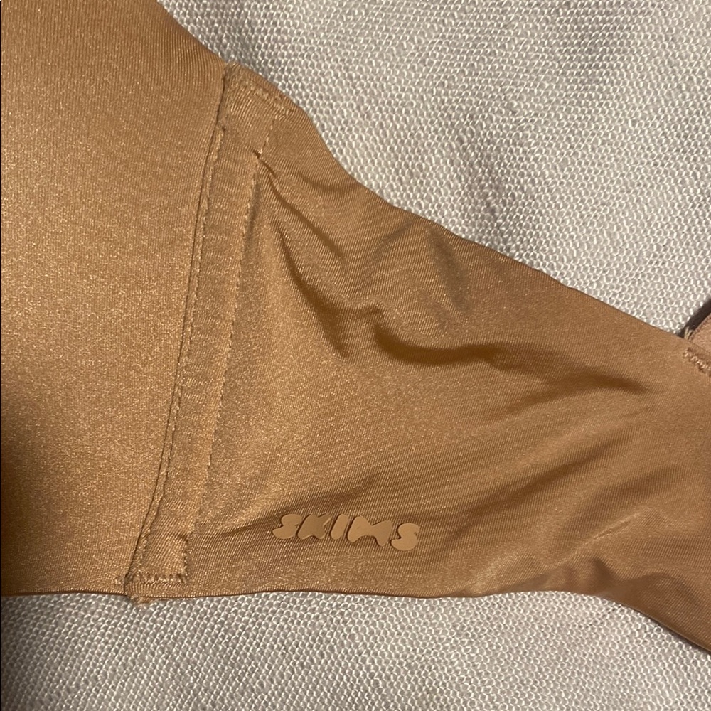SKIMS Tan Triangle Bralette Intimates - Picture 2 of 3